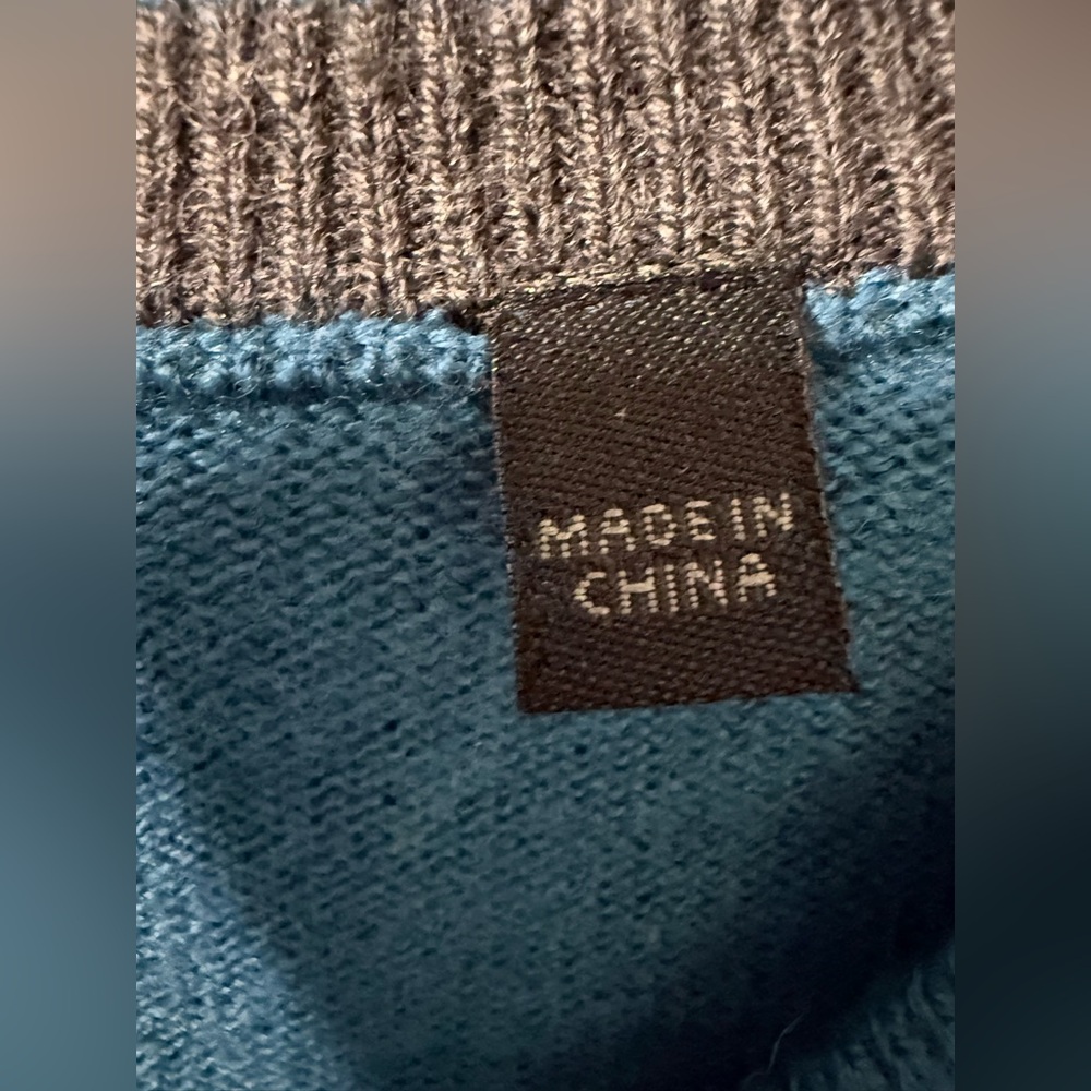 Greyson Golf Cheyenne V-Neck Sweater Orca Blue Merino Wool Blend Mens Size L - Picture 4 of 8